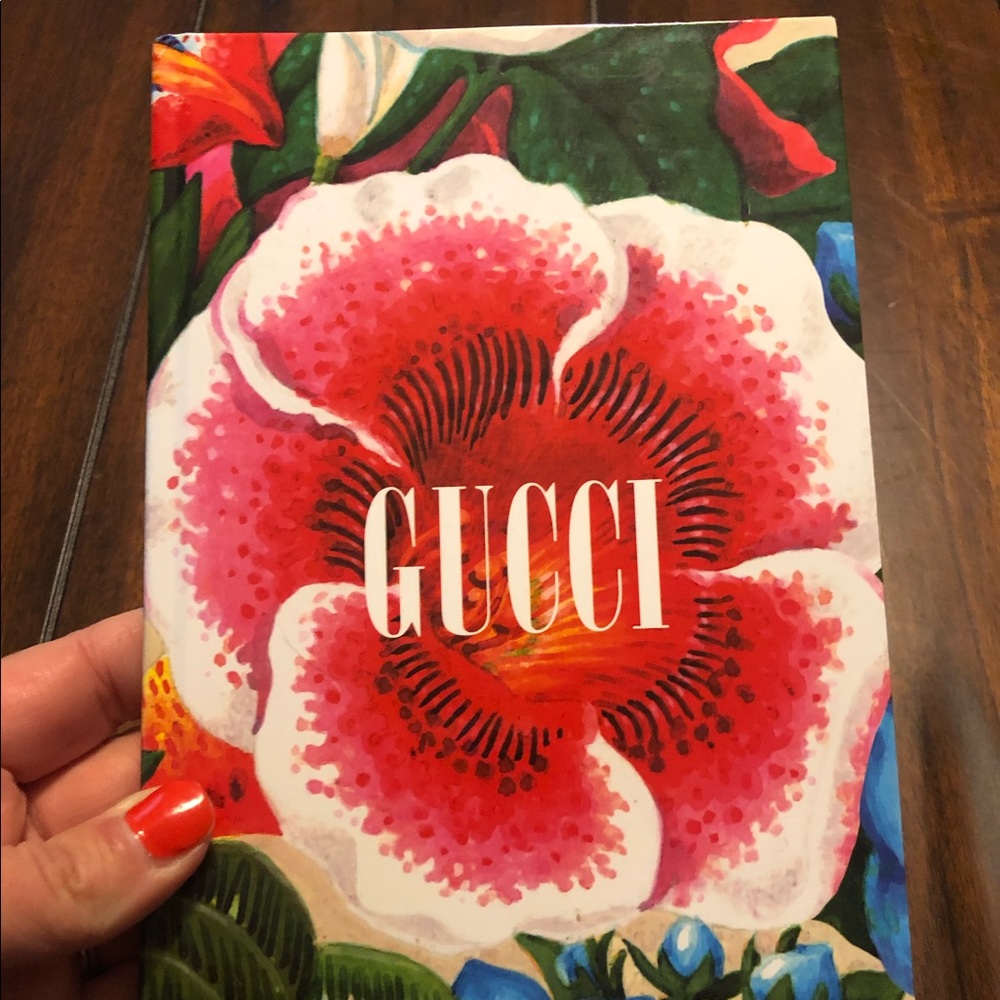 Gucci Notebok